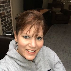 Meet your Posher, Brenda